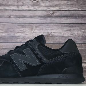 Mens New Balance 574 Triple Black Size 16